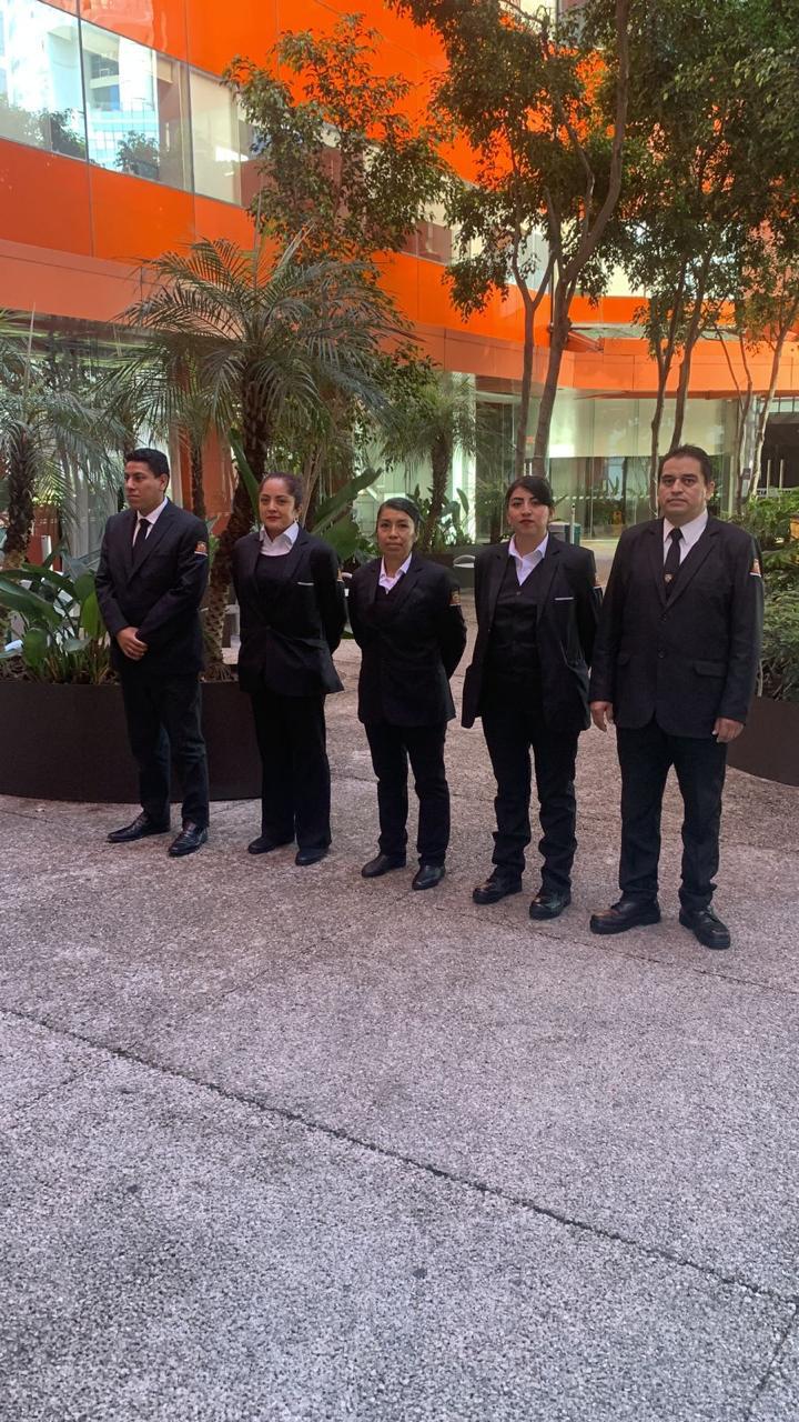 Equipo de seguridad privada